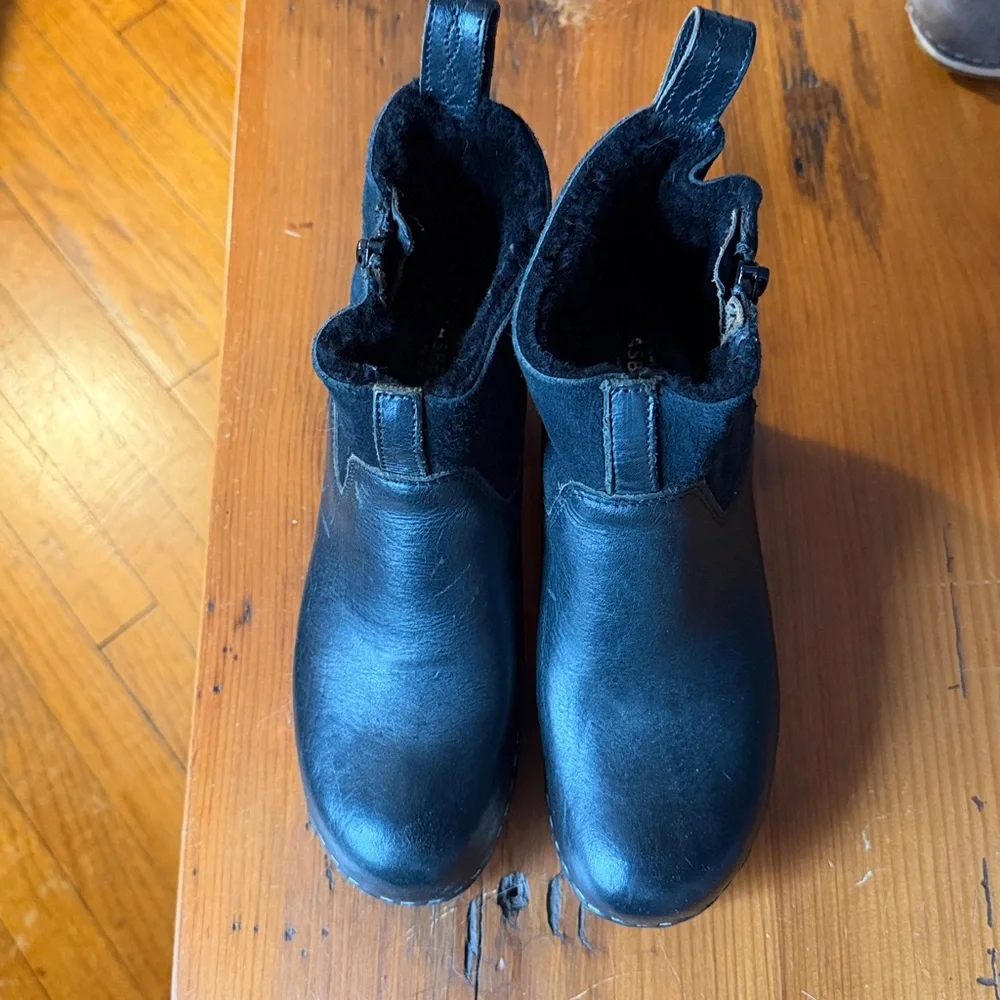 Swedish Hasbeens Shearling Lined Ankle Boots - Picture 2 of 5